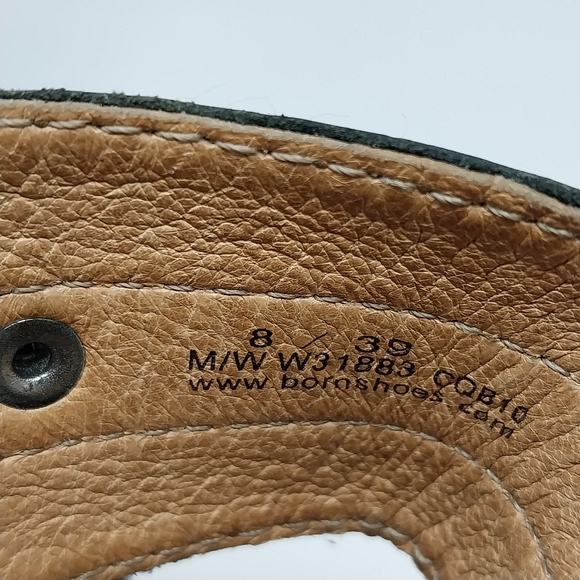 Born Sandals Women's Size 8 Black Leather Wedge Heel Boho Chic Slip on Shoes - Picture 12 of 13